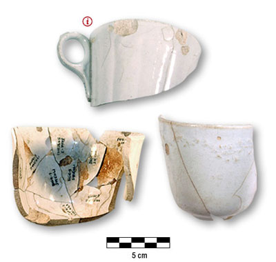 Photographie : tasses (Les fleurons de Bonnech&egrave;re)